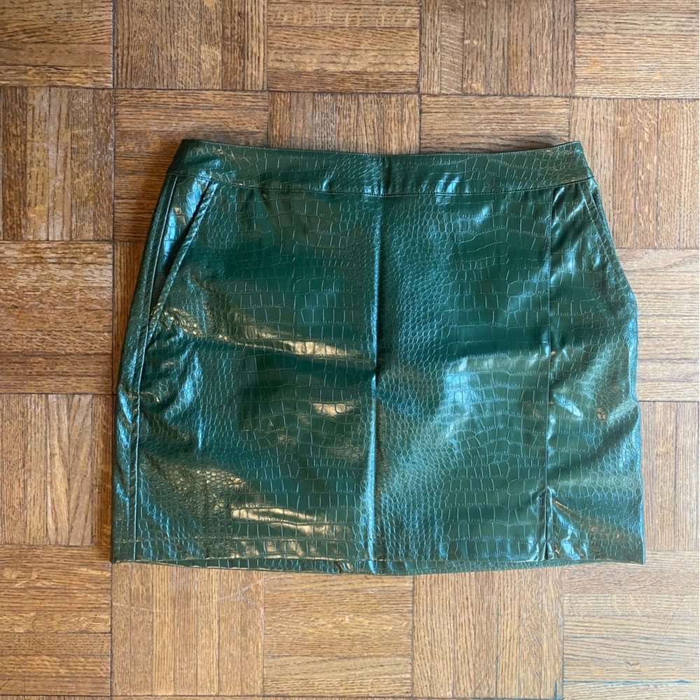 Warehouse Green Embossed Skirt